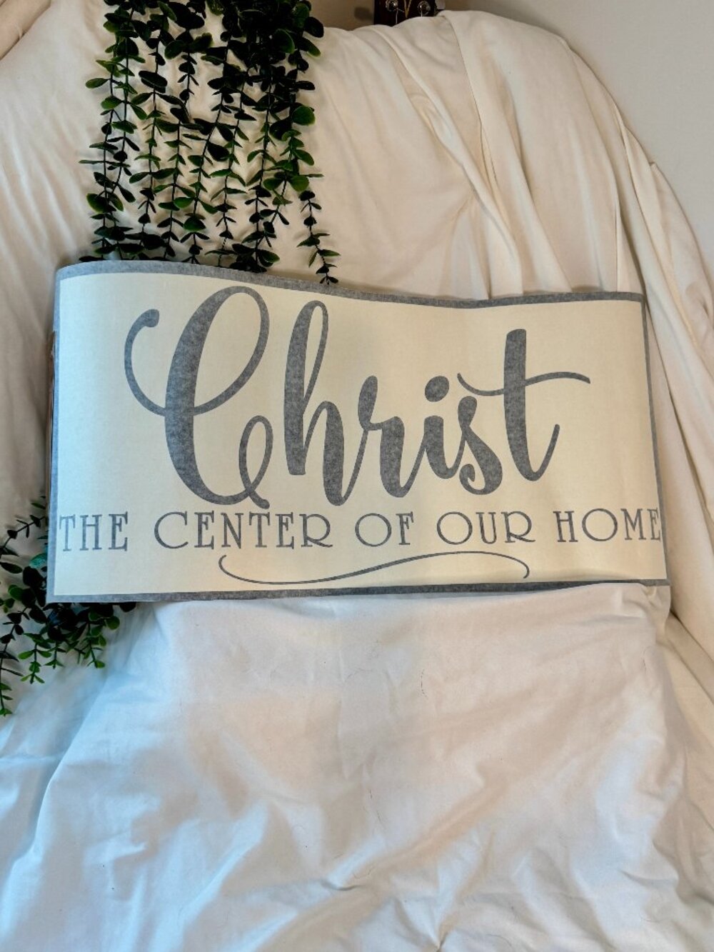 Vinyl 4 Decor 'n More Wall Decal - "Christ The Center of Our Home"